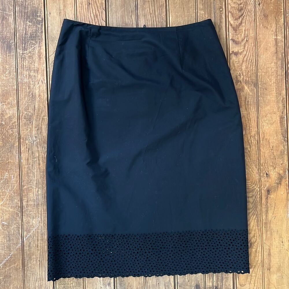 Women’s Akris Punto pencil skirt black cotton cut lace hem midi size 4